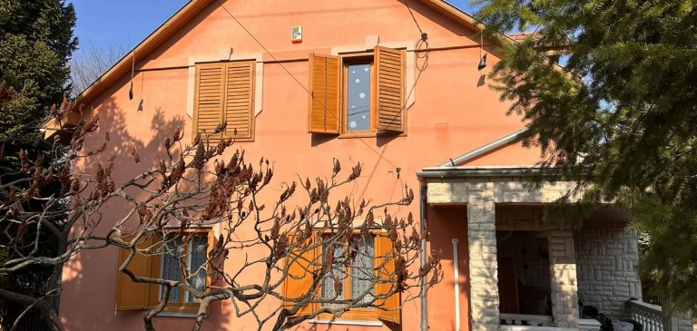 Szigetmonostor Eladó Ház 96.000.000 Ft